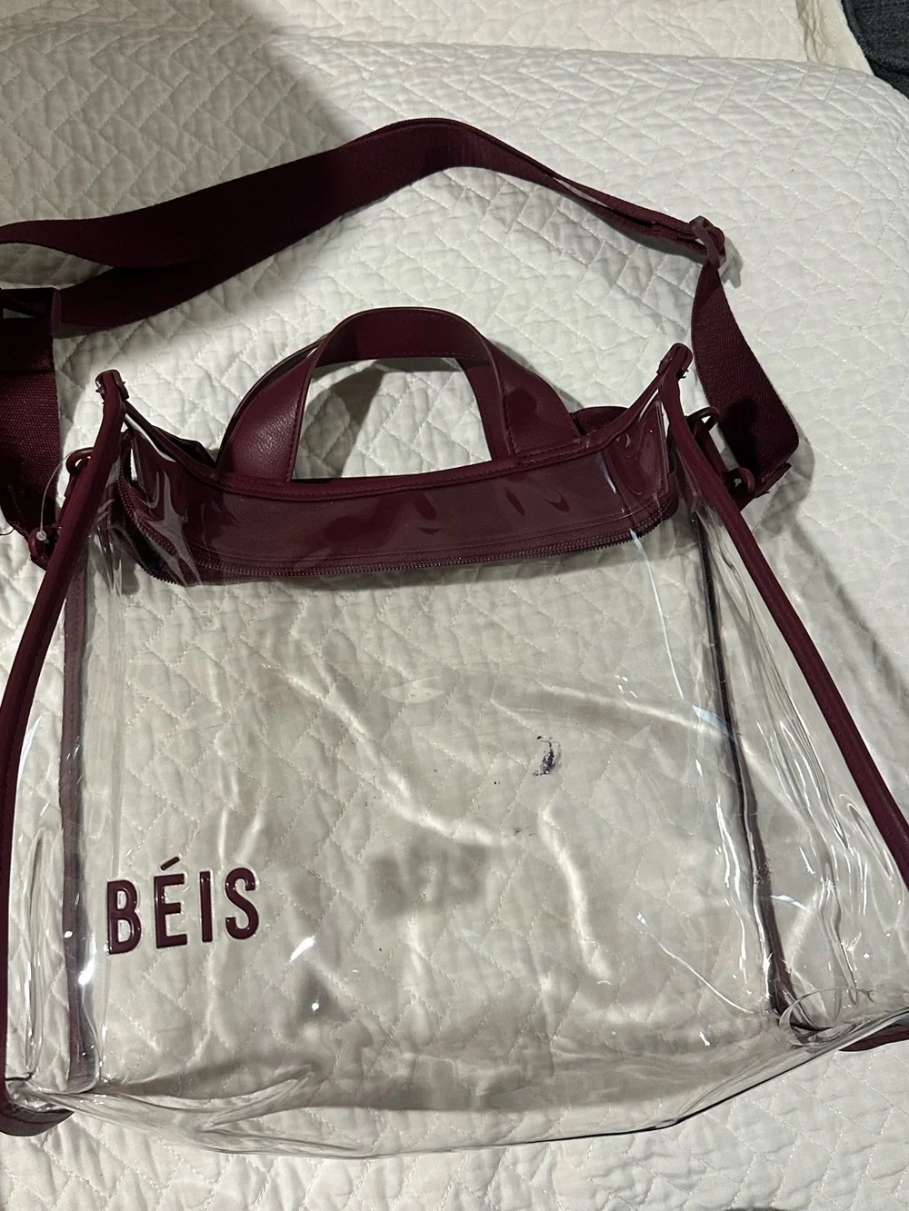 Béis- Small clear tote with maroon trim